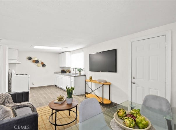 3008 N Arrowhead, San Bernardino, CA 92405