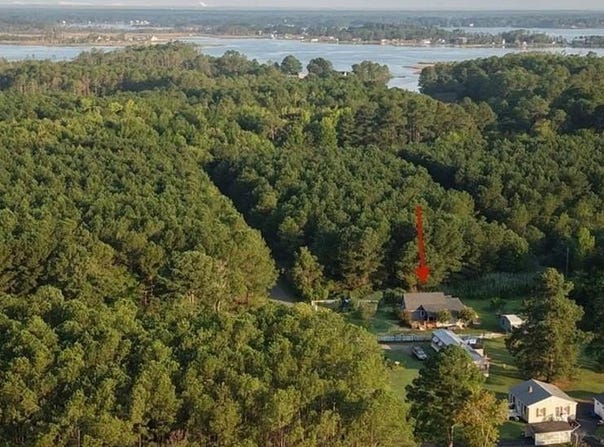 9571 Rowes Point Road, Hayes, VA 23072