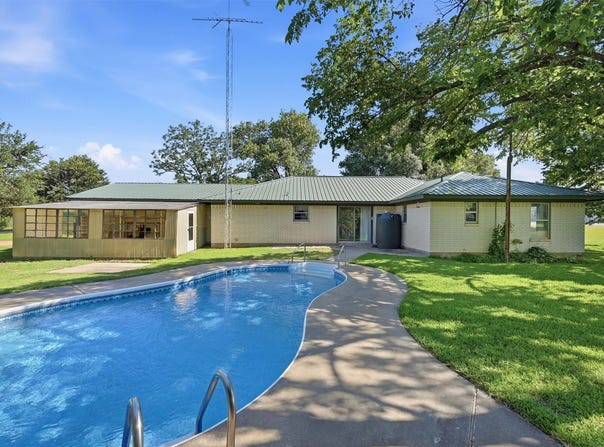 1746 Fm 678, Gainesville, TX 76240