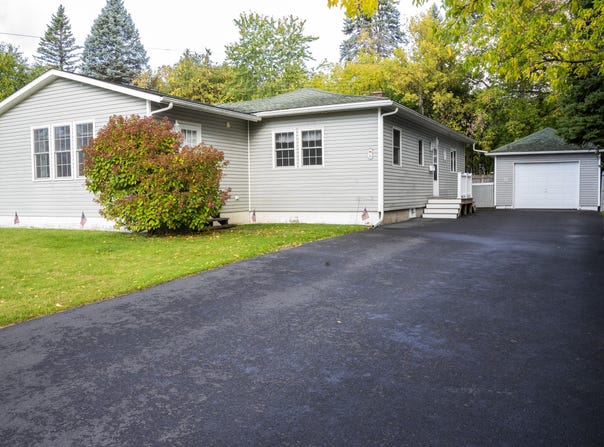4 Wood Street, Plattsburgh, NY 12901