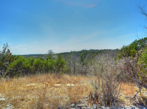 270 Sanders Rd, Center Point, TX 78010