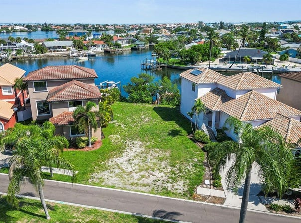 873 SYMPHONY ISLES Boulevard, APOLLO BEACH, FL 33572