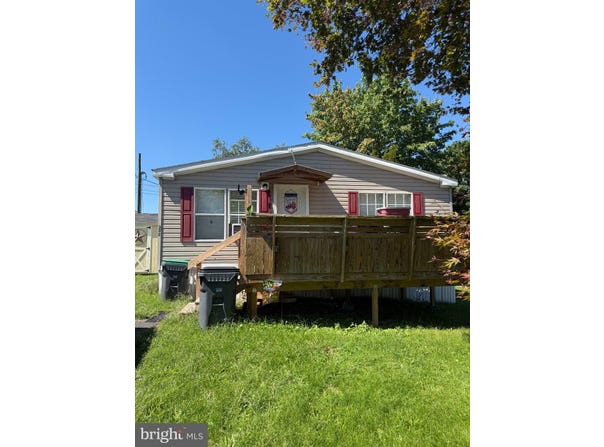 33 FRIEDEN Manor, SCHUYLKILL HAVEN, PA 17972