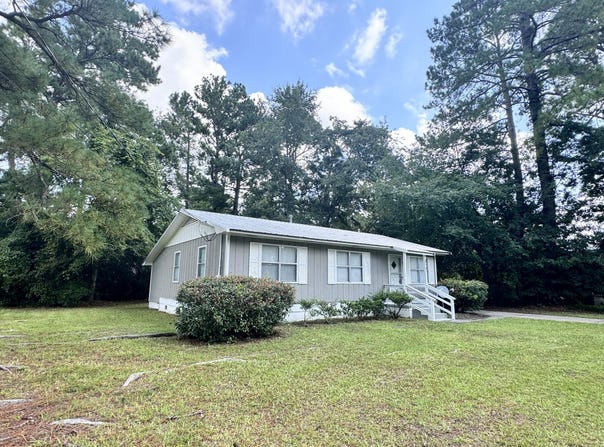 313 Pine Needle Road, Walterboro, SC 29488
