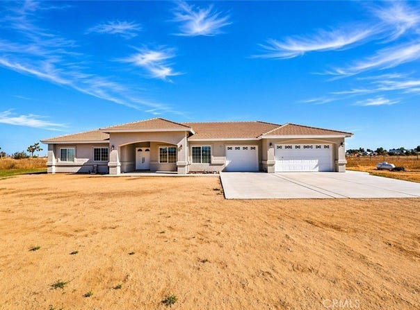 7576 Sunset, Phelan, CA 92371