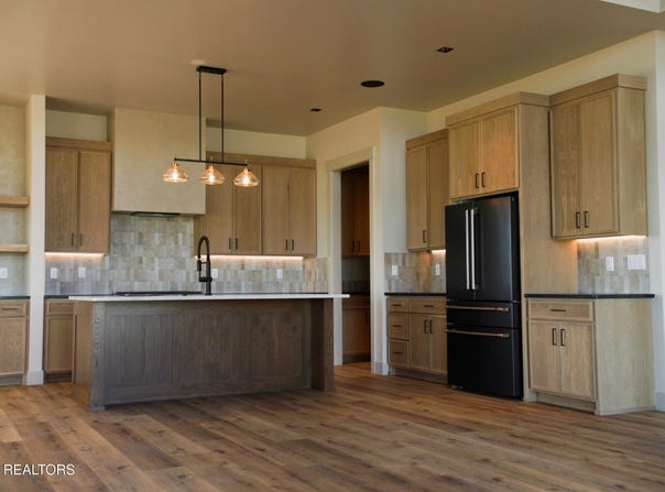 758 PEAK VIEW ESTATES Road, Victor, ID 83455