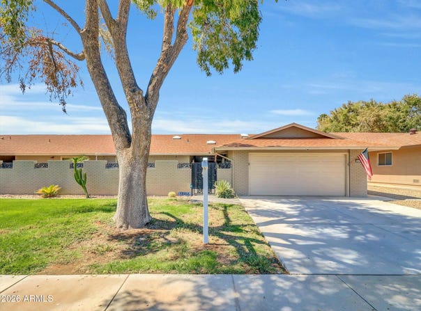 18414 N 104TH Avenue, Sun City, AZ 85373