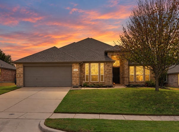 2402 Mallory Drive, Corinth, TX 76210