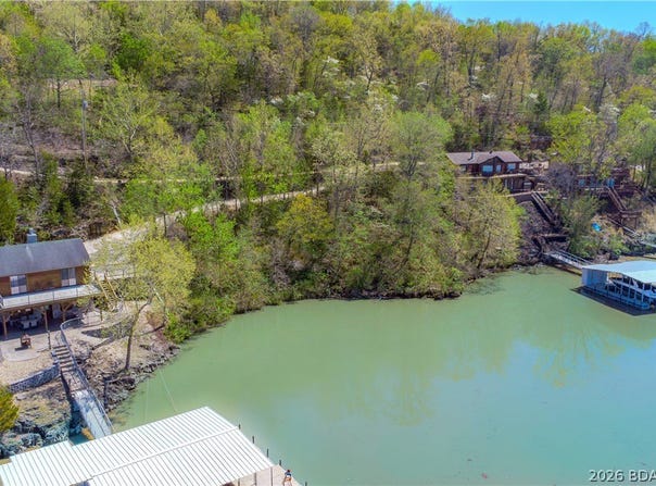 POCO RISCO Drive lot: #4, Roach, MO 65787