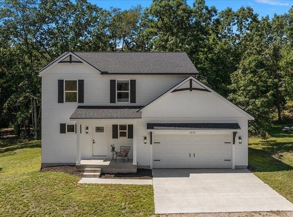 5272 Marvie Drive, Saranac, MI 48881