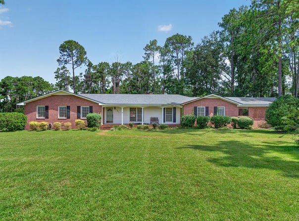 1807 Bluebird Trl, Douglas, GA 31533