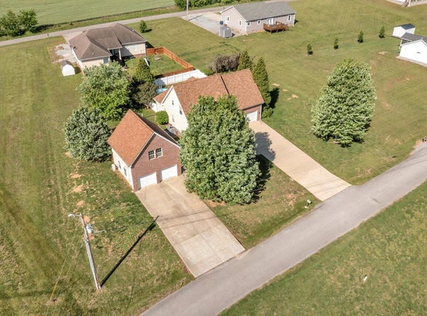 134 Marcal Drive, Cadiz, KY 42211