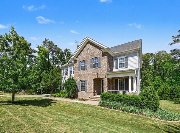 724 Peninsula Forest Place, Cary, NC 27519