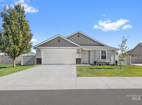 15172 N Fishing Creek Ave, Nampa, ID 83651