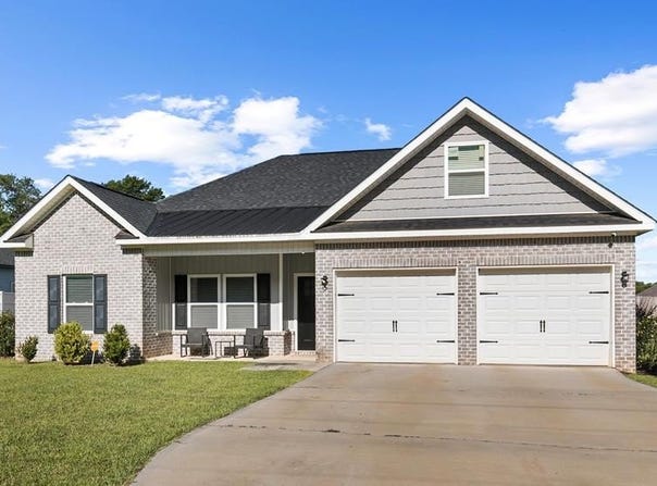 232 HIGHLAND RD, Slocomb, AL 36375