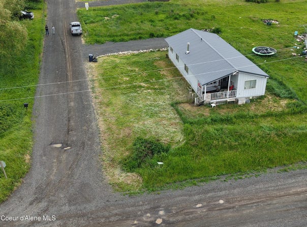 1465 D St, Plummer, ID 83851
