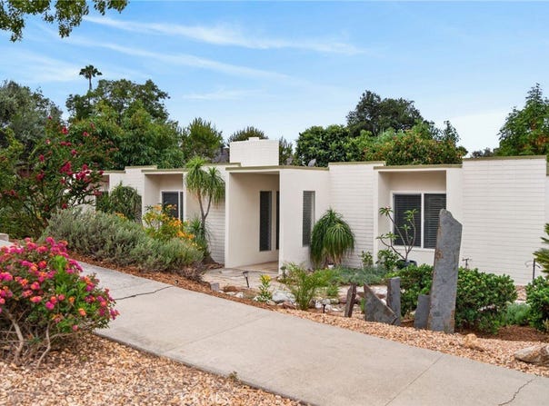 1184 Lyndhurst, Riverside, CA 92507
