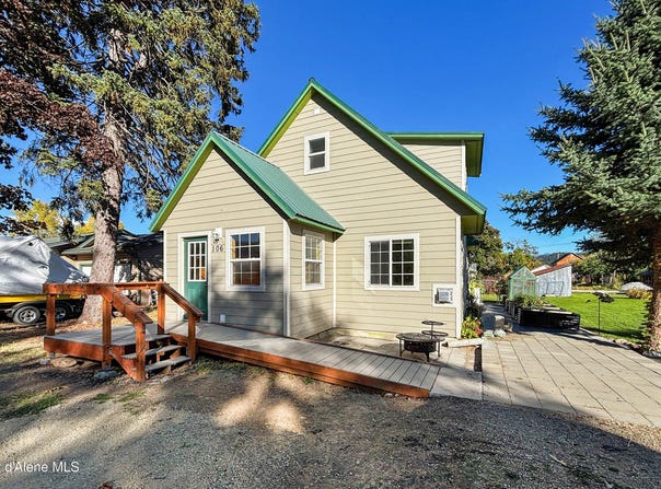 106 Hope St, Kootenai, ID 83840