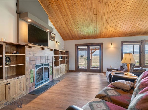 35 Halo Loop Trail, Ennis, MT 59729