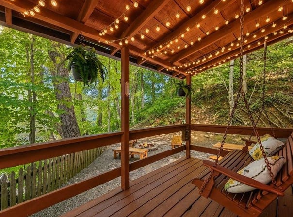 30 Katydid Ln, Maggie Valley, NC 28751