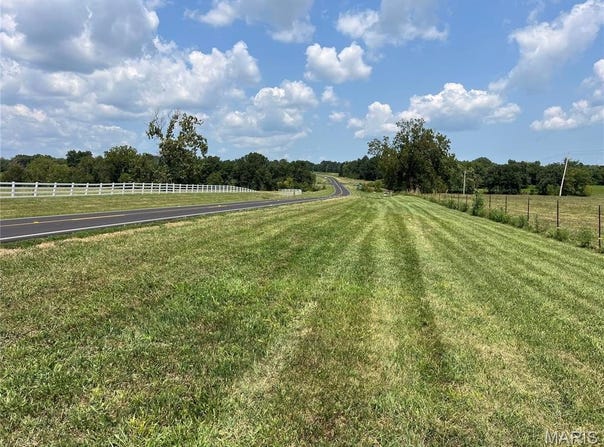 16.73 acres m/l on Hwy D, Eolia, MO 63344