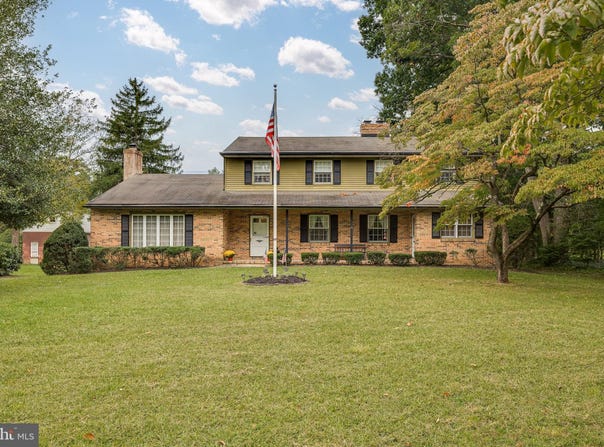 801 PERKINS Lane, EDGEWATER PARK, NJ 08010