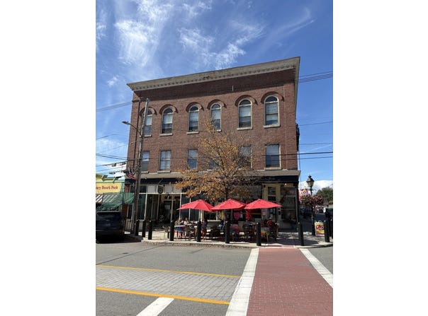 2 Central, Ipswich, MA 01938