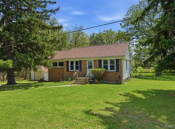 3405 W Coon Lake Road, Marion Twp, MI 48843