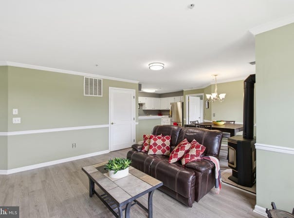 8058 LISLE Drive, MANASSAS, VA 20109