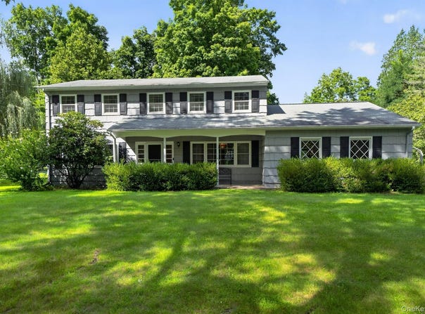 10 Copeland Drive, Suffern, NY 10901