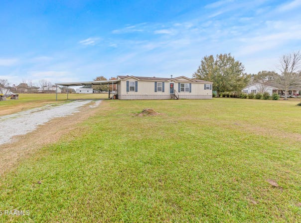 5205 Loy Road, Maurice, LA 70555