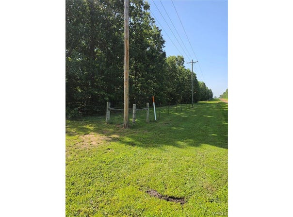 11526 Highway 5, Grovespring, MO 65662
