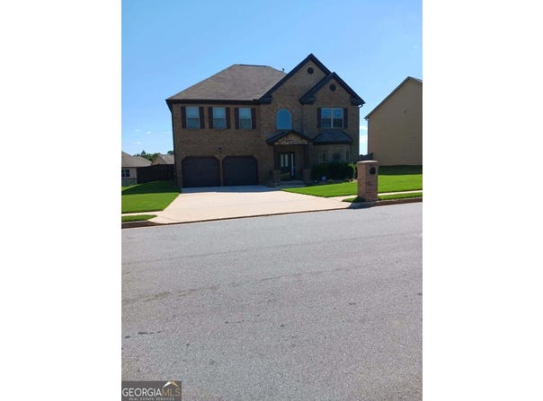 609 Caledon Way, Hampton, GA 30228