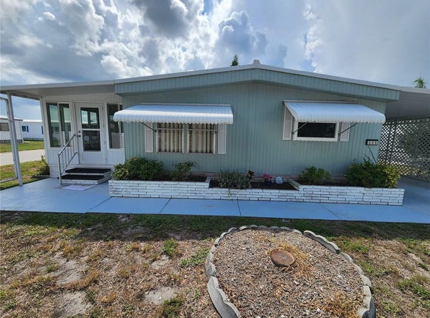 808 53RD Avenue E, BRADENTON, FL 34203