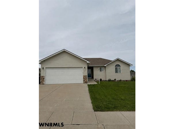 2766 VERDE LANE, Sidney, NE 69162