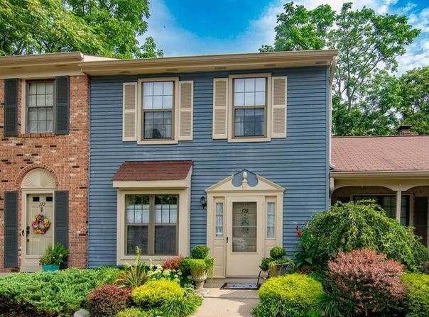 128 Dumbarton Hill Court, Aberdeen, NJ 07747