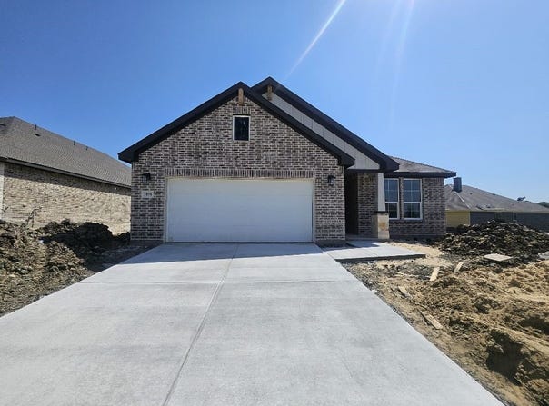 3006 Leopard Lane, Ennis, TX 75119