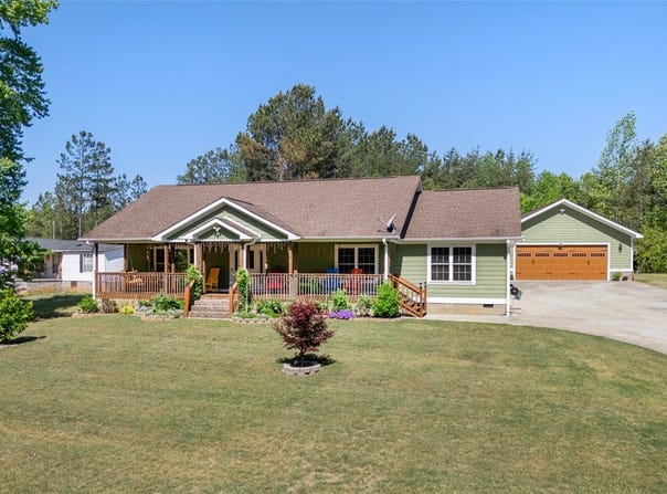 304 Capps Road, Walhalla, SC 29691