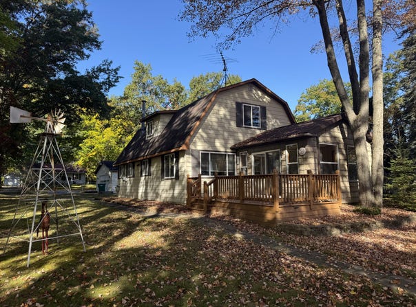 208 Driftwood Circle, Prudenville, MI 48651