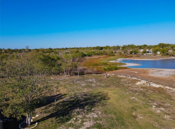 306 Cresthill Cswy, Kyle, TX 78640