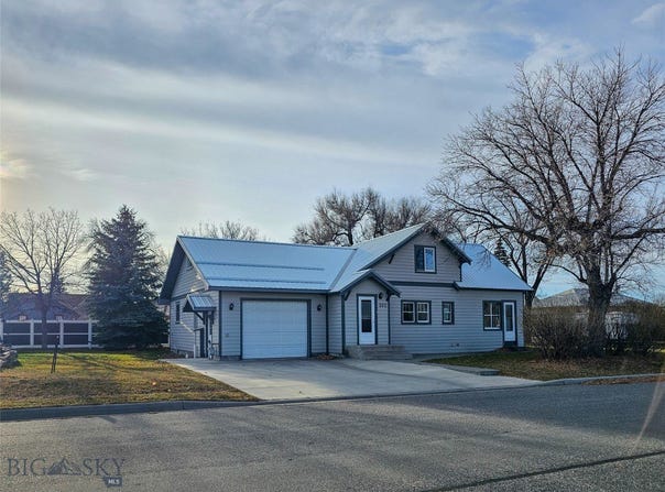 302 Busha, Big Timber, MT 59011