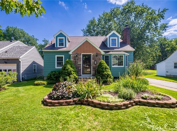 37 Fuller Avenue, Webster, NY 14580