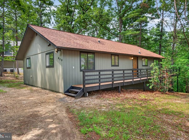 213 MORRIE Drive, BASYE, VA 22810