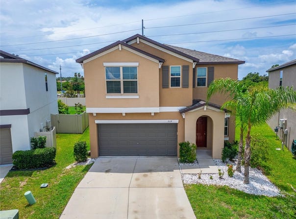 5119 WHITE CHICORY Drive, APOLLO BEACH, FL 33572