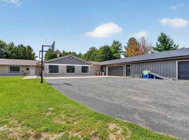 1140 300th Street, Ryan, IA 52330