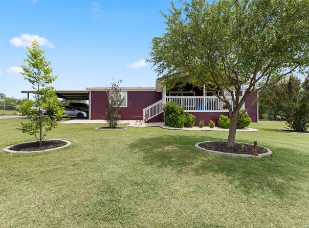479 MOSTYN LN, San Marcos, TX 78666