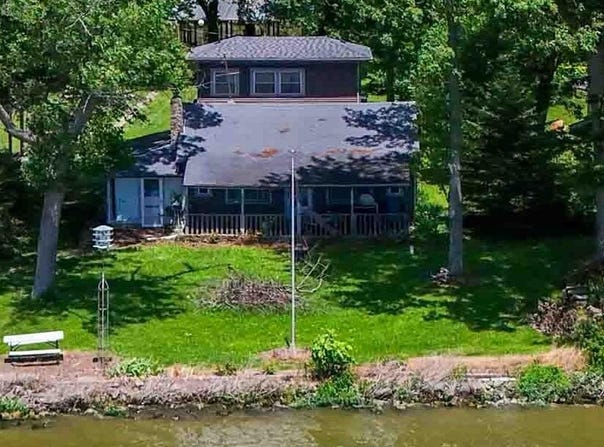 S Walnut, Belle Center, OH 43310
