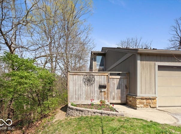 4259 Indian Pipe Trace, Indianapolis, IN 46237