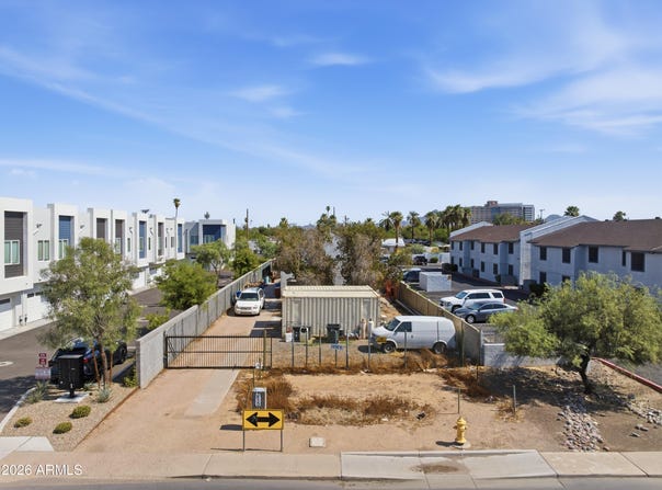 1650 E MONTE VISTA Road, Phoenix, AZ 85006