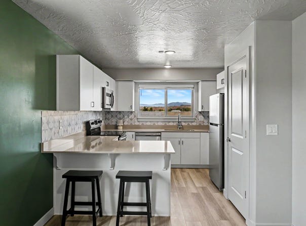 1167 E Telegraph, Washington, UT 84780